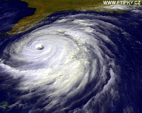 Satelitní fotka hurikánu Ivan