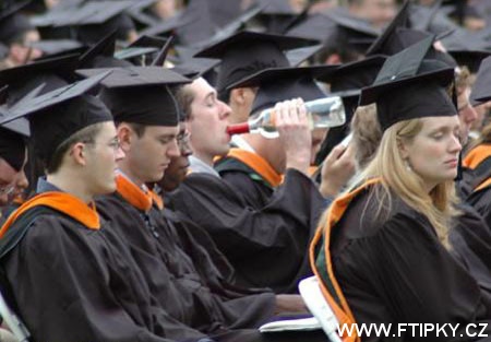 Je třeba začít slavit včas