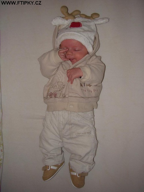 Když parohy na čepici, tak i na ruce