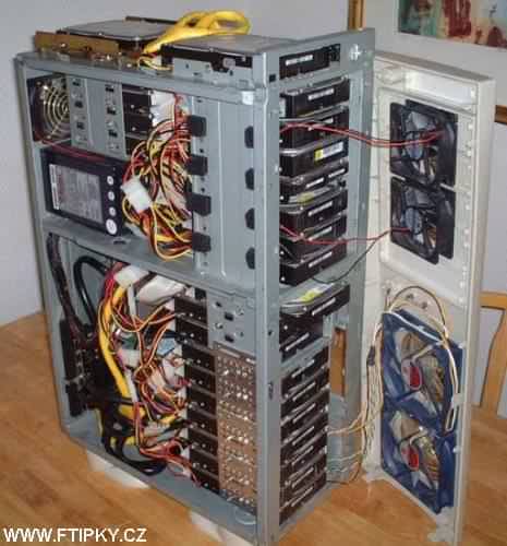 Takový normální komp